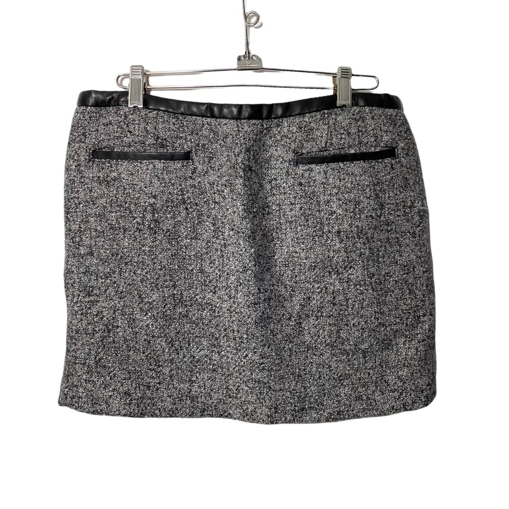 GAP Outlet Gap Tweed Wool Blend Lined Mini Skirt Size 2 Back Zipper Faux Trim